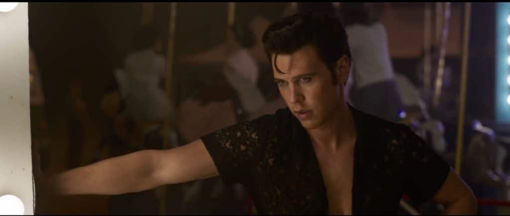 Austin Butler in Elvis