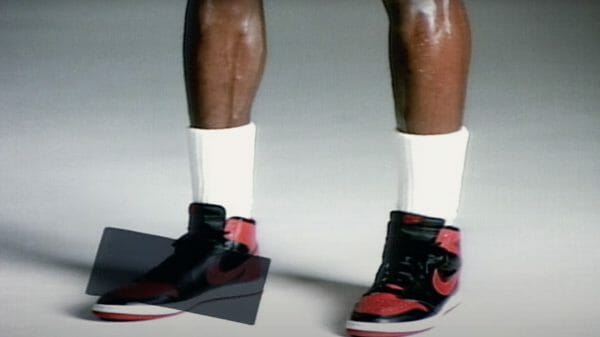 Unbanned sneaker