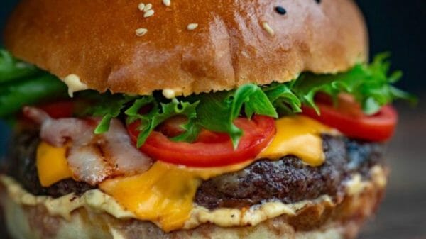 Man Attempts To Smuggle Meth-Filled Burger Into Perth Hotel Quarantine