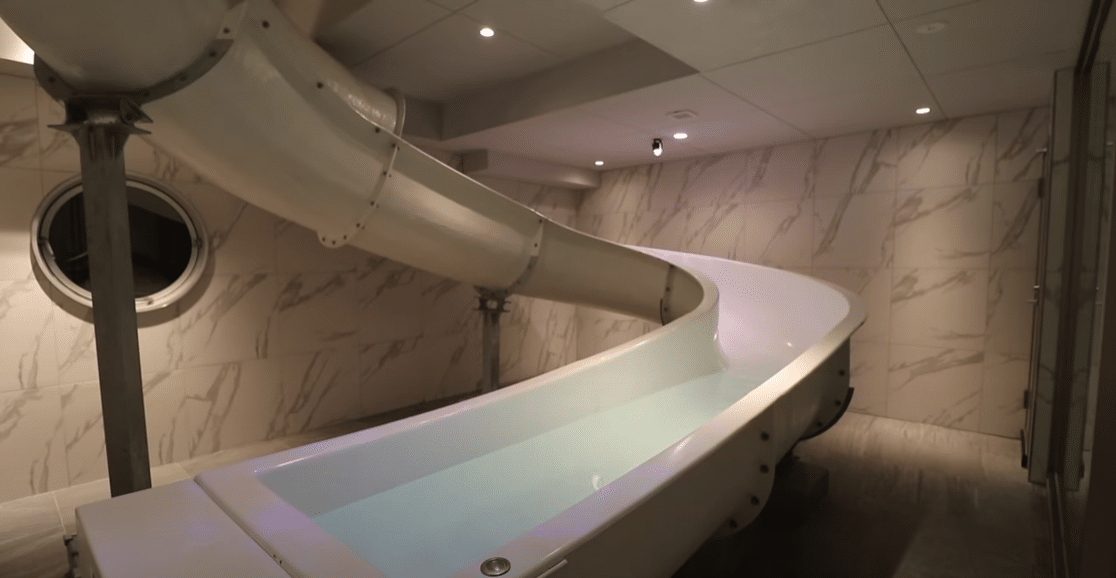 The Wild World Of Japanese Love Hotels From Personal Waterslides To