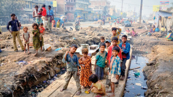 india poverty