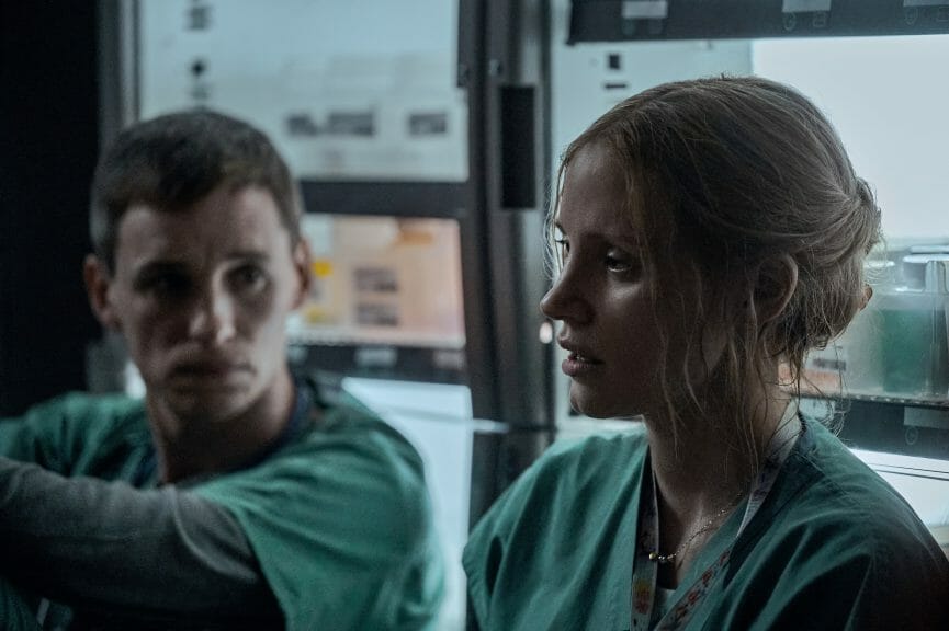 The Good Nurse (2022). L to R: Eddie Redmayne as Charlie Cullen and Jessica Chastain as Amy Loughren.