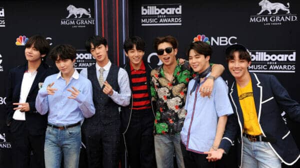 BTS at the 2018 billboard music awards.