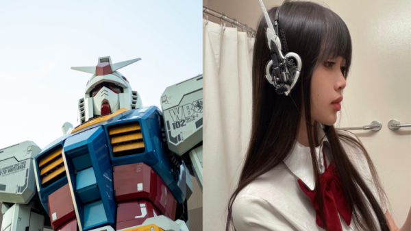 On the left: Gundam robot. On the right: Yūn Mago wearing mecha headphones.