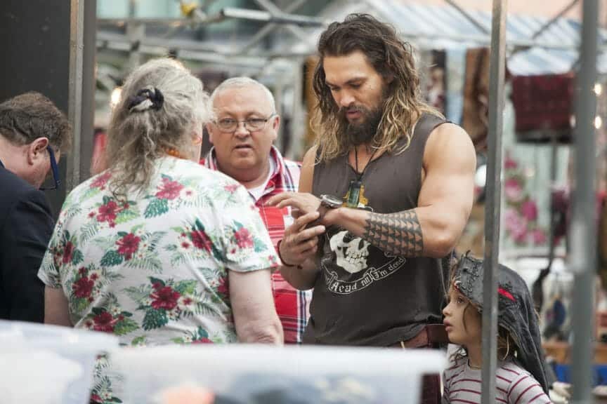 Jason Momoa with his family