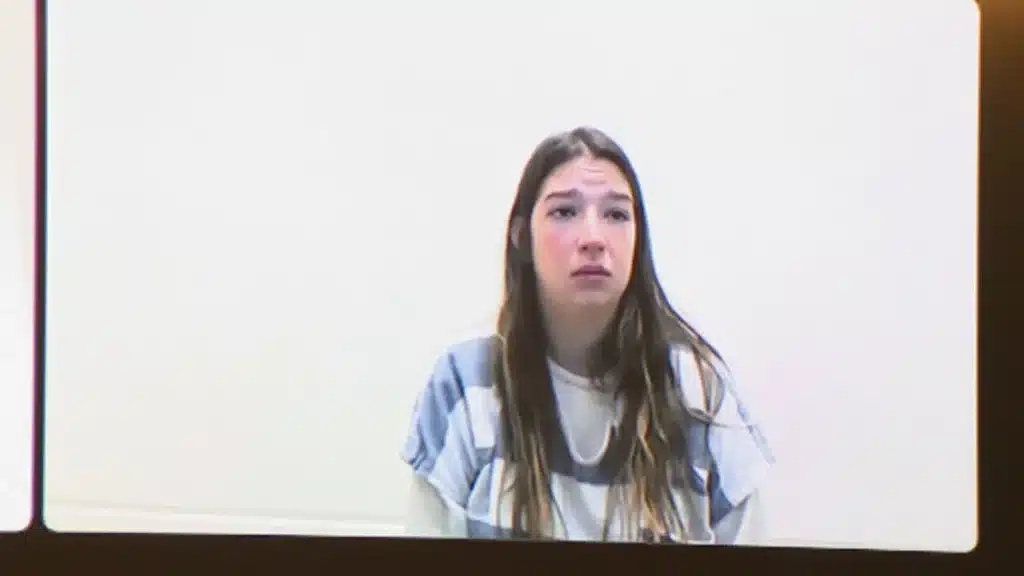 Jamie Lee Komoroski