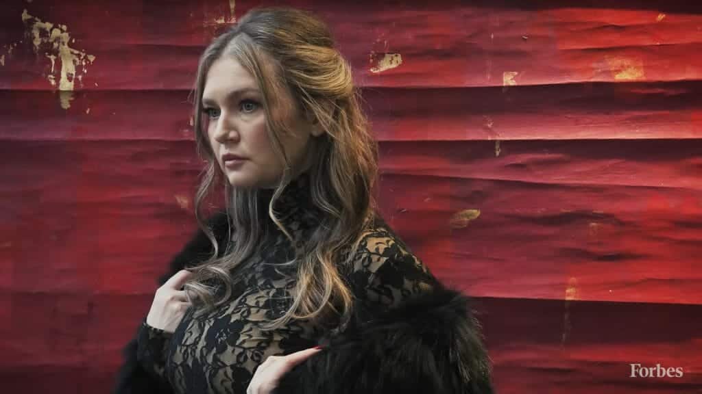 Anna Delvey Anna ‘Delvey’ Sorokin Talks About House Arrest And Her New Dinner Party Series | Forbes/Youtube