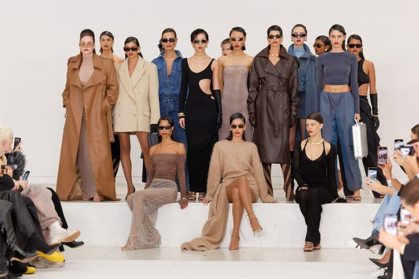 Runway image showing an example of Quiet Luxury outfits and the designs that are taking over this trend in 2023.