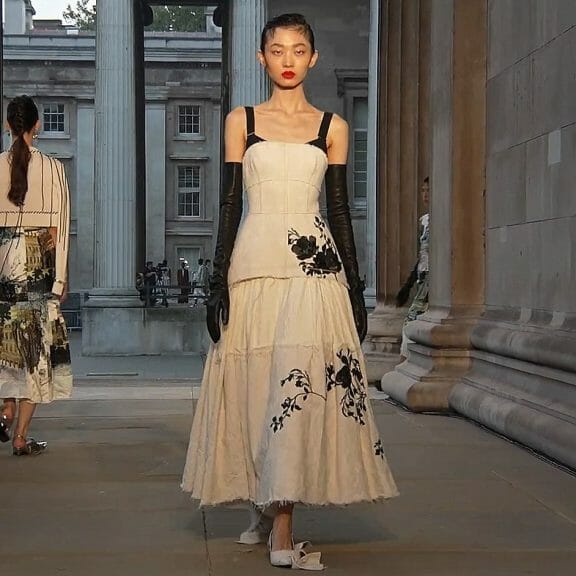 Erdem Spring Summer 2024. London Fashion Week 2023