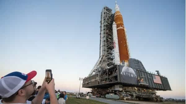 SLS, Nasa, Moon Rocket
