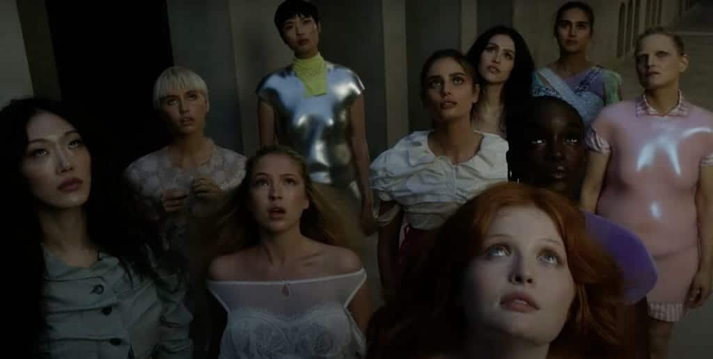 New Victoria's Secret models wearing the Tokyo Collection in VS's new documentary.