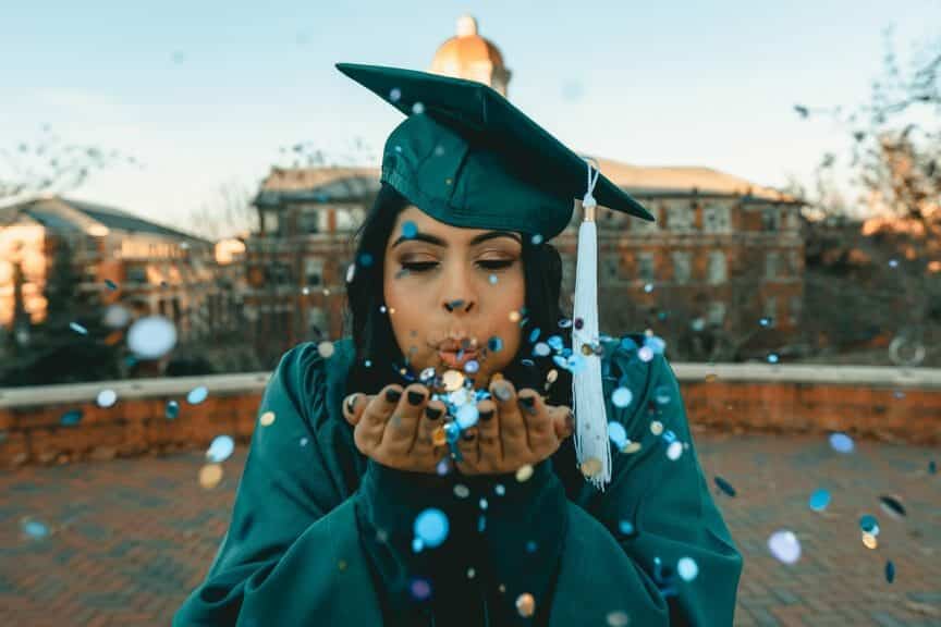 How to Plan a Graduation Party