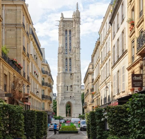 Tour Saint jacques