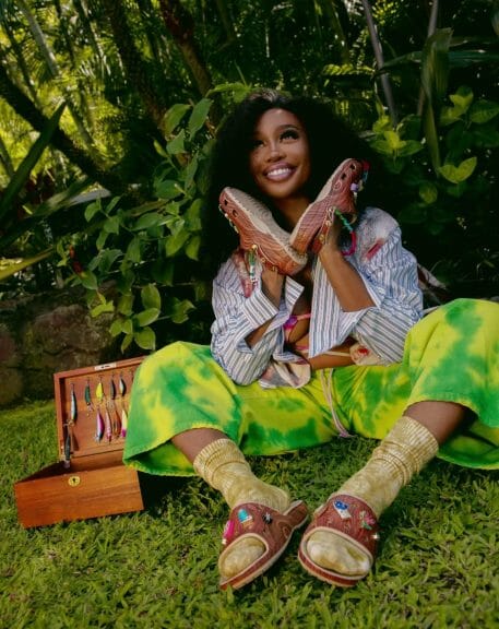 Singer/Songwriter SZA modelling her collection with Crocs