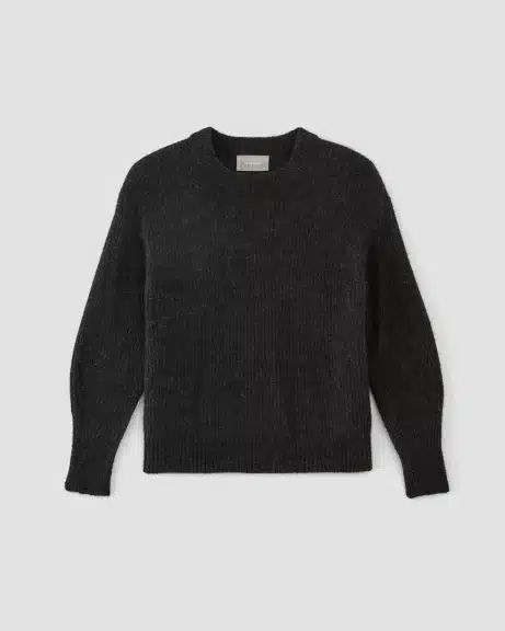 Christmas Gifts - Fashion - Everlane - The Alpaca Crew Heathered Black