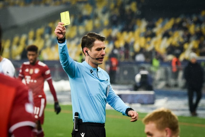 Referee Halil Umut Meler