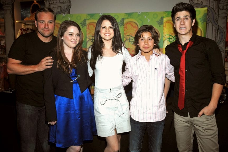 David DeLuise, Jennifer Stone, Selena Gomez, Max T Austin, and David Henrie stood together at an event