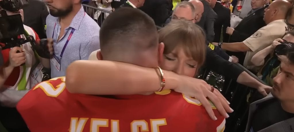 Taylor Swift and Travis Kelce shared a sweet hug at the Super Bowl.