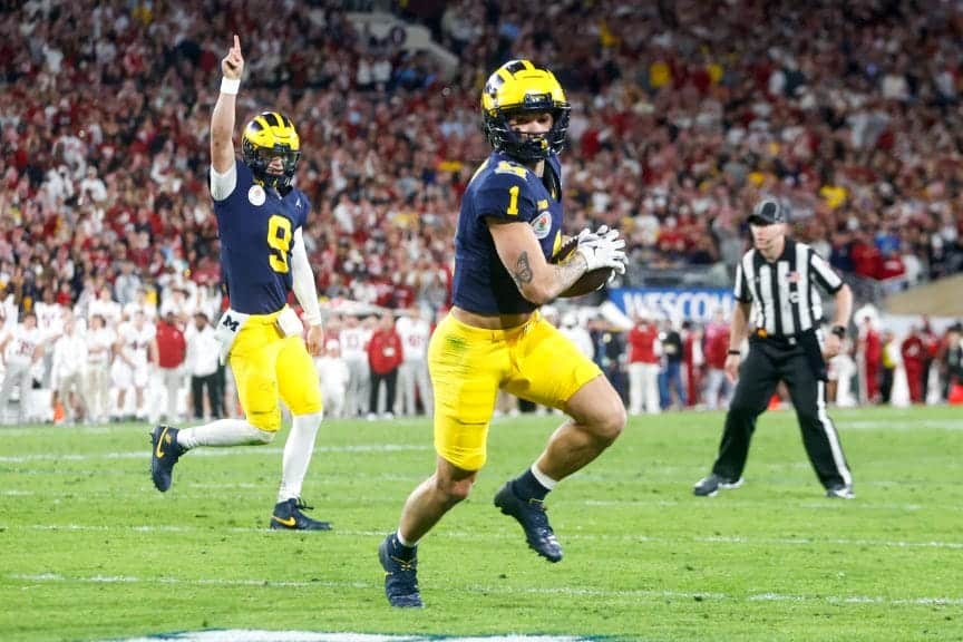 Roman Wilson catching a pass