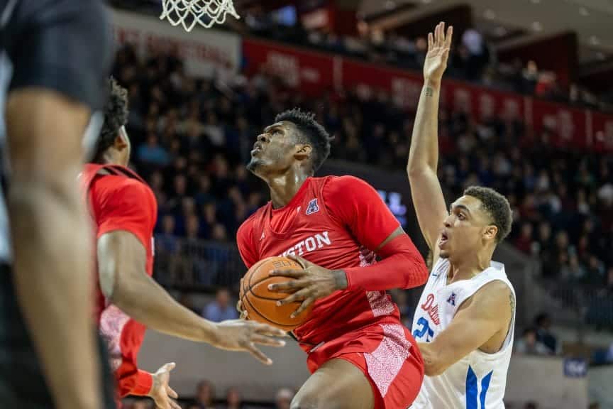 Houston's Chris Harris Junior going for the layup.