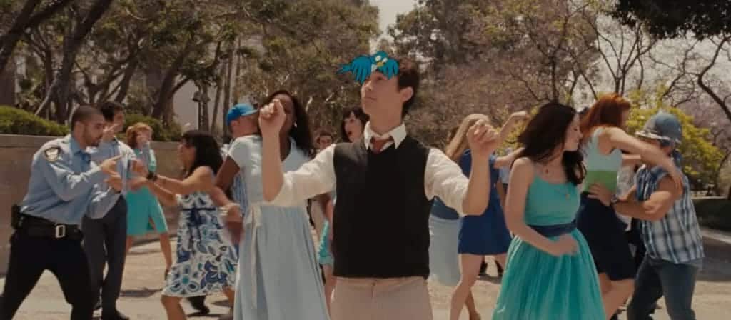 A flash mob breaks out in 2009 movie 500 Days of Summer and a cartoon bluebird greets the main character, Tom.