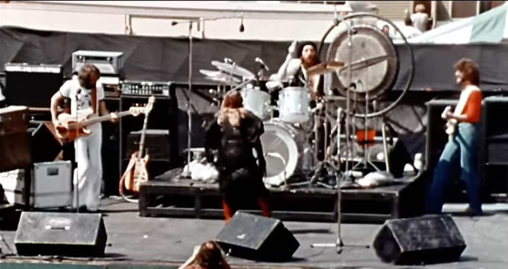 Fleetwood Mac performing in front of a live audience, 1976.