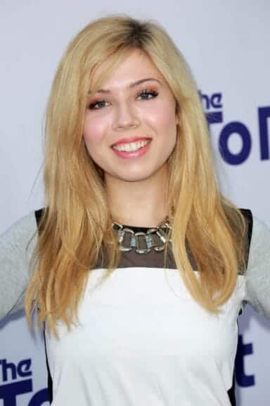 A picture of Jennette McCurdy at "The To Do List" Los Angeles Premiere.