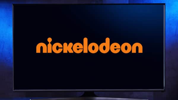 A picture of the "Nickelodeon" logo on a TV screen.