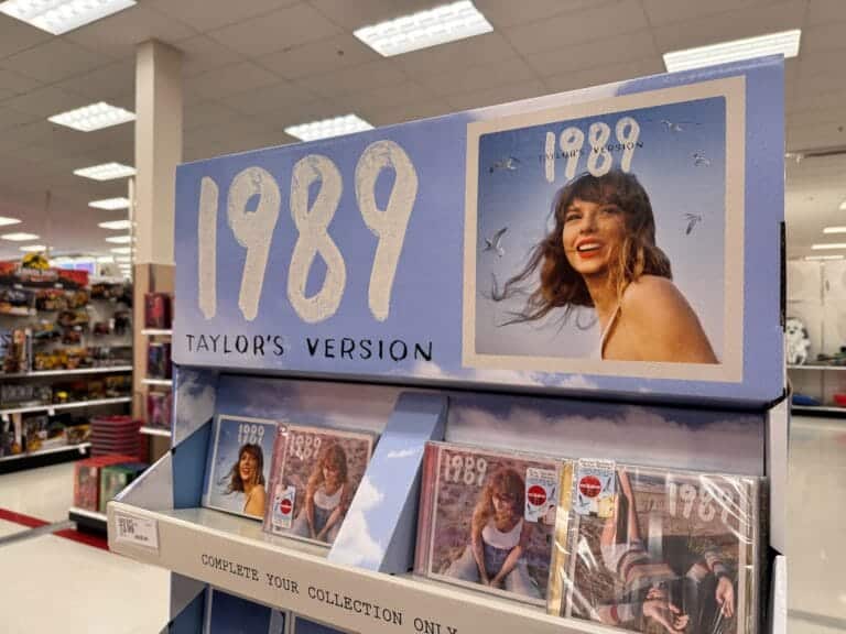 Photo of display case of 1989: Taylor's Version.