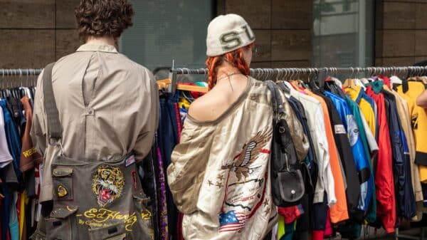 Thrifting-Fast Fashion