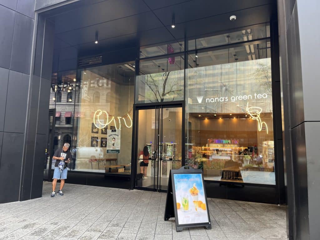 Nana's Green Tea entrance in Koreatown, NYC