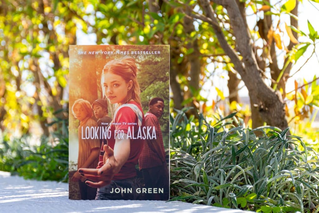 The "Looking for Alaska" book cover.