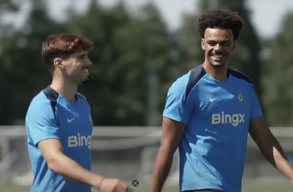 Pedro Neto in training