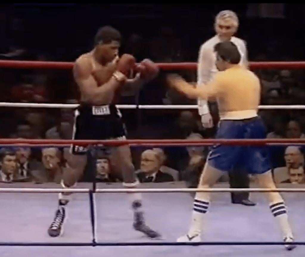 Frank Bruno vs Lupe Guerra