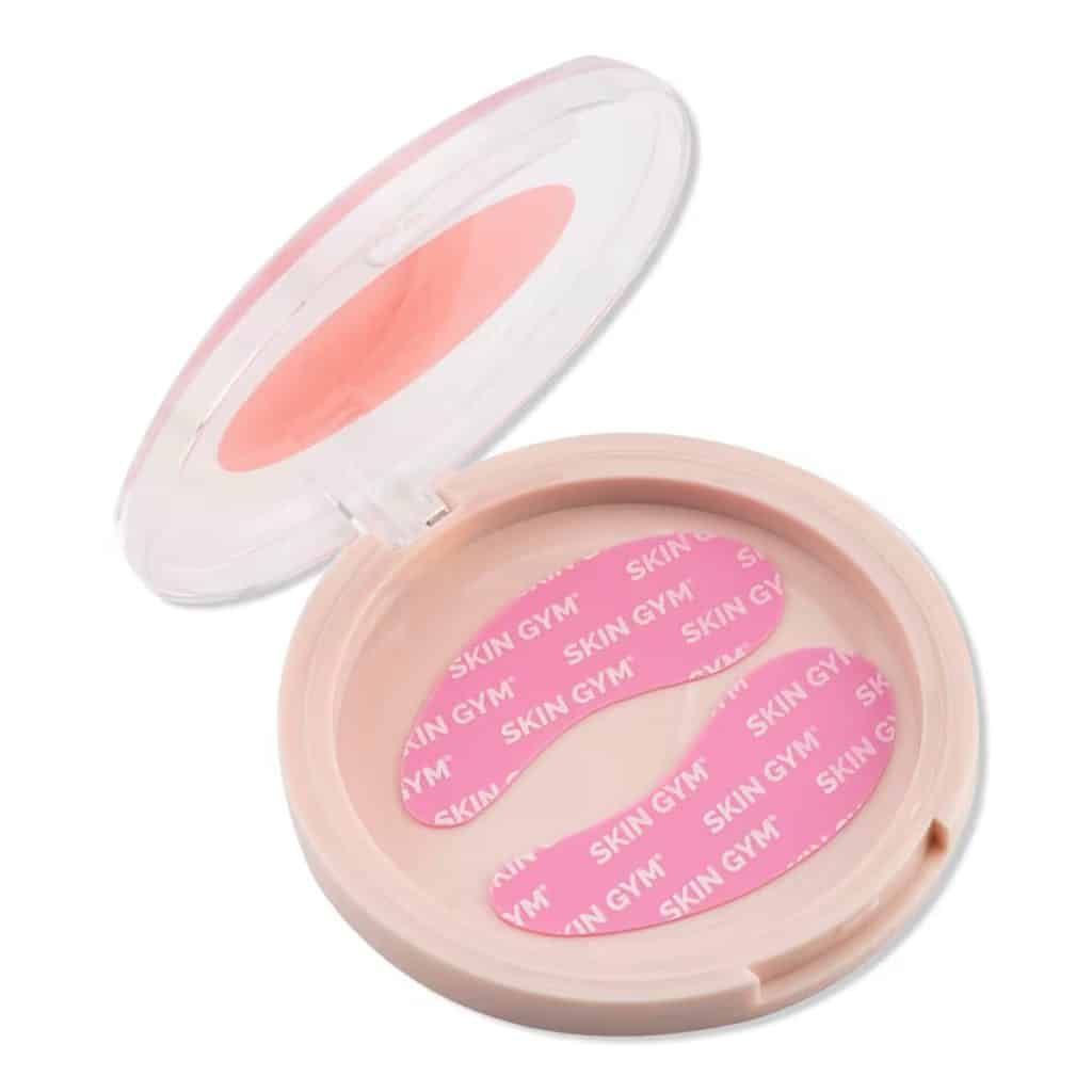 Reusable eye patches to hydrate the under-eye area.