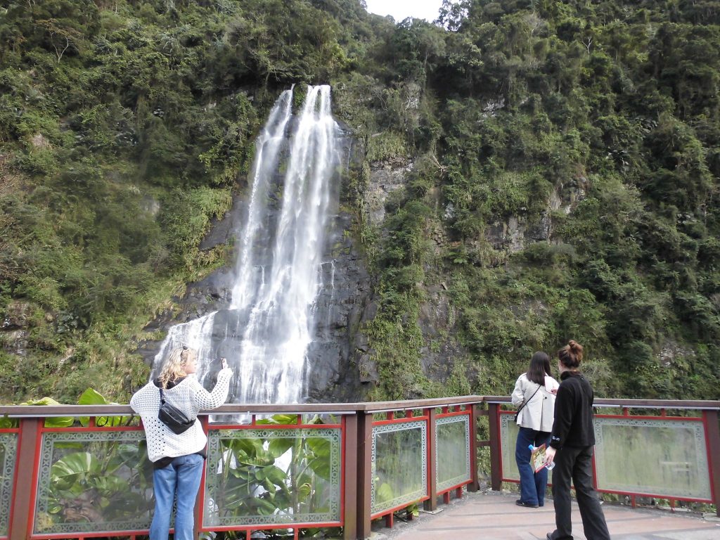 A photo of the Wulai waterfall in Taiwan.