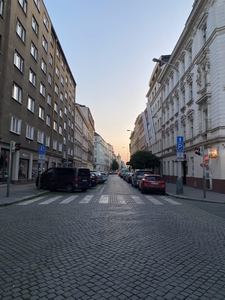 Solo walk for groceries in Prague 3. 