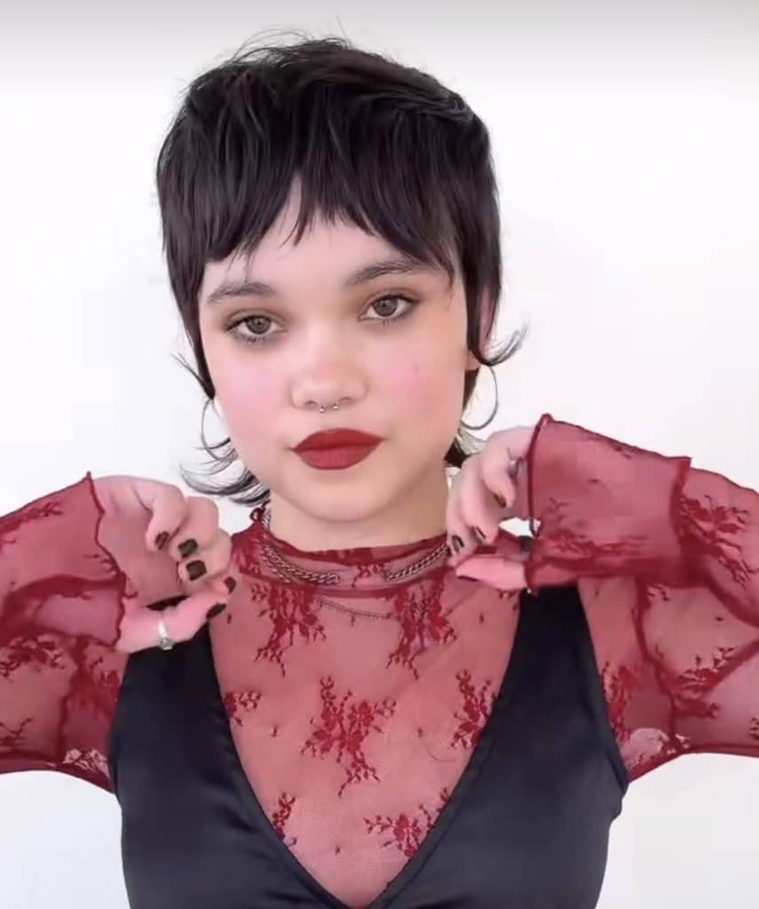 A soft, feminine mullet