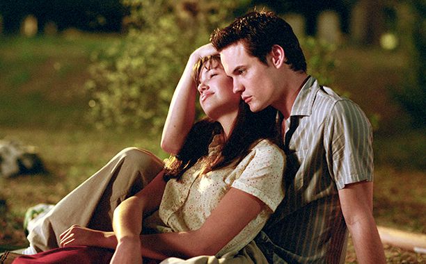 An emotional scene from a must-watch movie for nursing students, highlighting love, loss, and the importance of empathy and understanding in healthcare