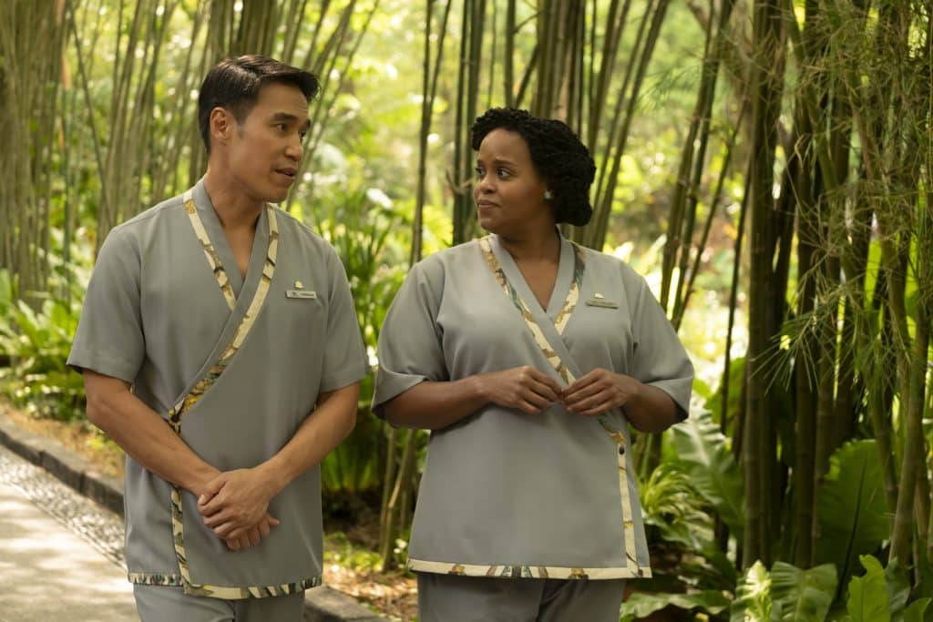 Dom Hetrakul & Natasha Rothwell in "The White Lotus" season 3.