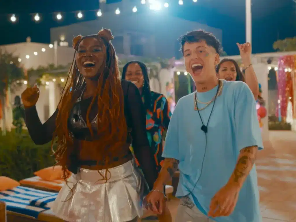 Demi and Fiorenza together during a "Pride Party" in I Kissed a Girl.
