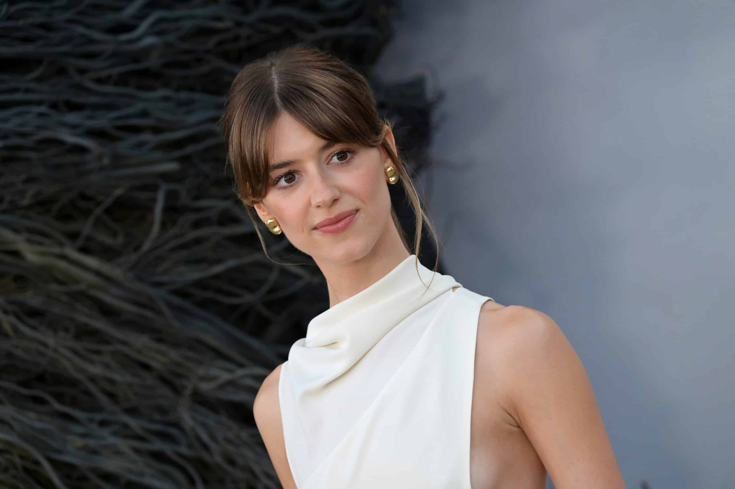 A picture of Daisy Edgar-Jones.