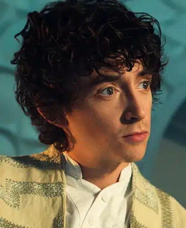 Samuel Blenkin as Boy Kavalier in Alien: Earth for cast photo.