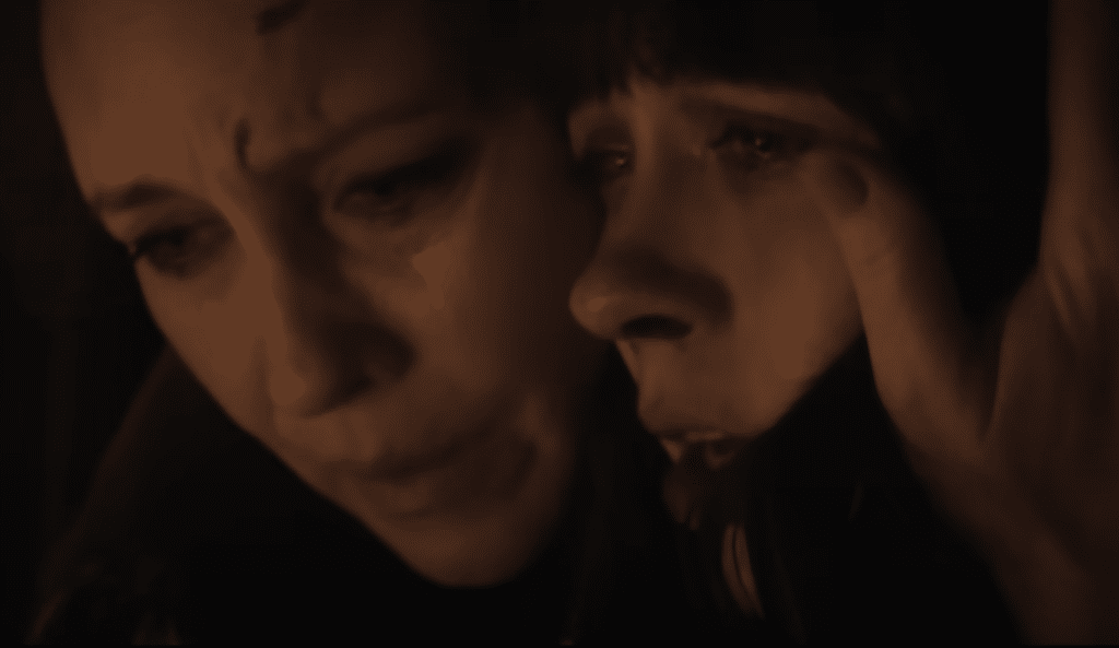 Vera Farmiga and Mia Tomlinson as Lorraine and Judy