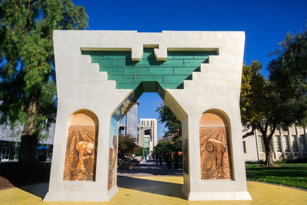 United Farm Workers (UFW)-inspired Arch of Dignity, Equality and Justice on the grounds of San Jose State University in California. It includes the United Farm Workers' (UFW) eagle symbol and depictions of farm workers.