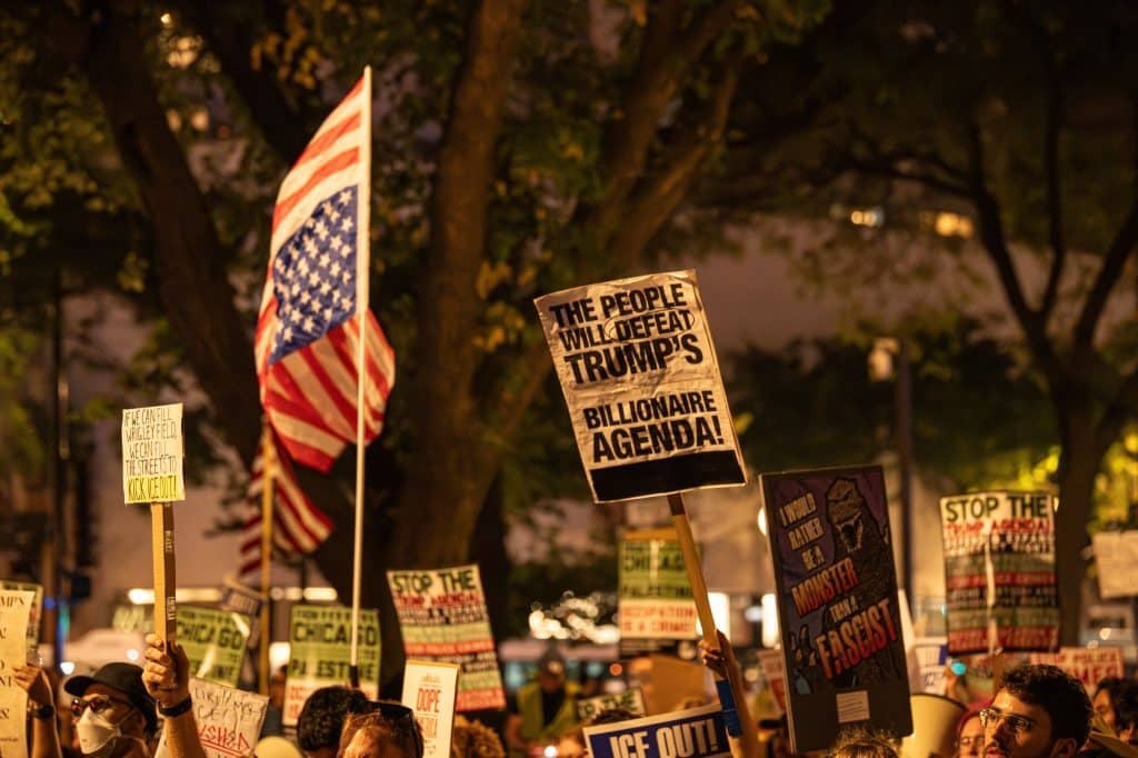 Chicagoans continue to protest ICE's actions