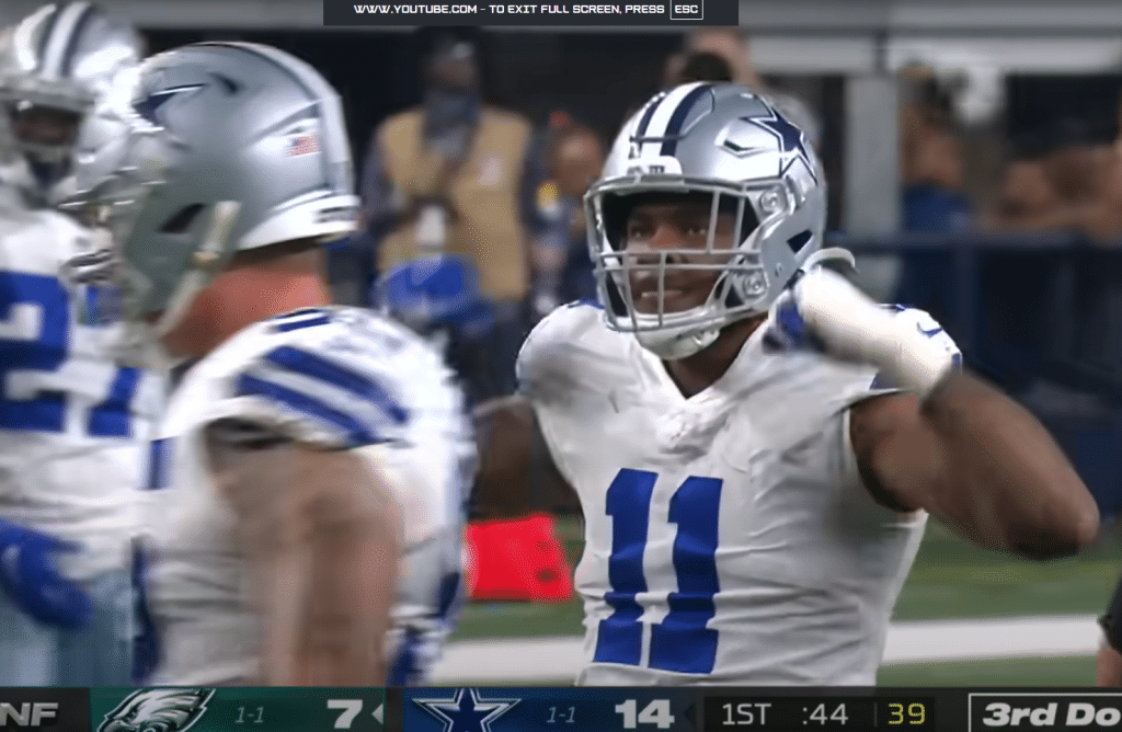 Micah Parsons flexes after notching a sack in a game against the Philadelphia Eagles (NFL / YouTube)