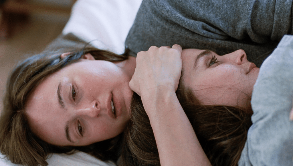 'Sentimental Value' Review: A Heady and High-Strung Showbiz-Family-Drama