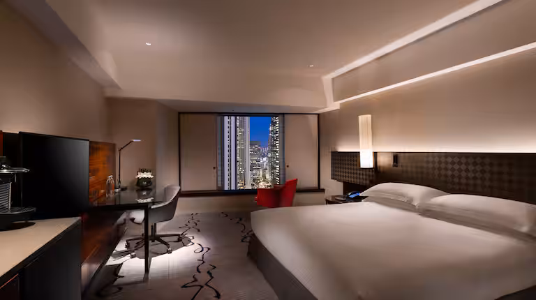 An Executive King Bedroom in Hilton Tokyo (Credit: Hilton Tokyo)