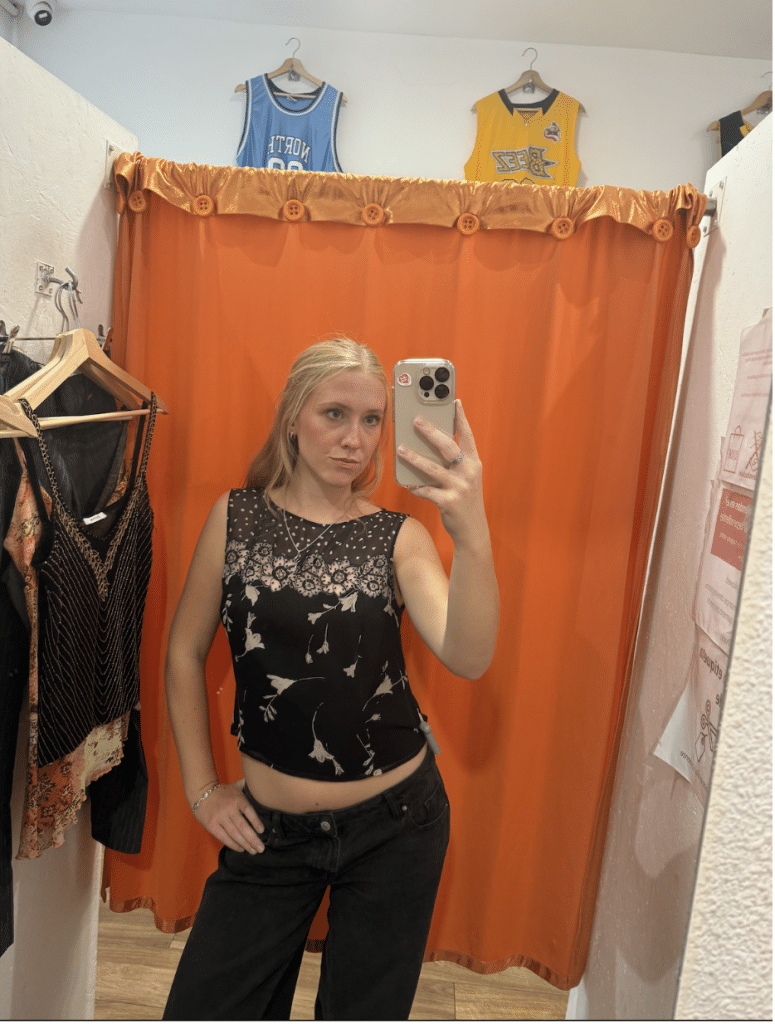 girl dressing room